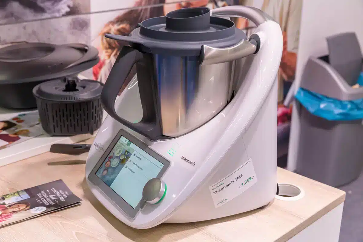 “i’m a former vorwerk advisor, and here’s the real lifespan of a thermomix”